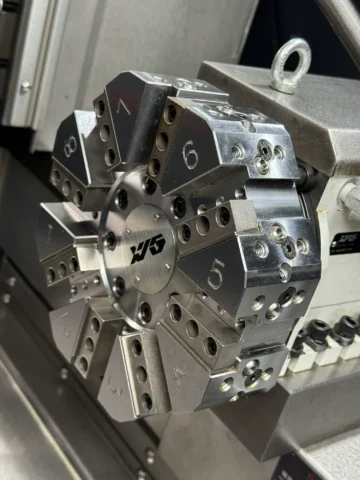 Torno CNC Barramento Inclinado GLI 400 - Imagem 47