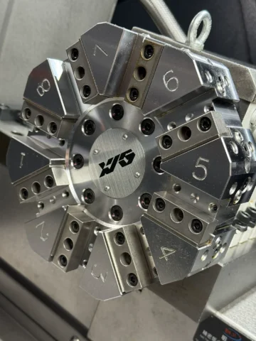Torno CNC Barramento Inclinado GLI 400 - Imagem 12