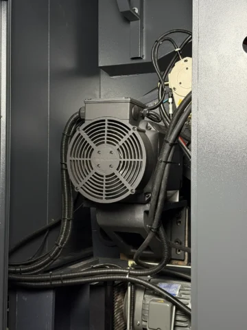 Torno CNC Barramento Inclinado GLI 400 - Imagem 21
