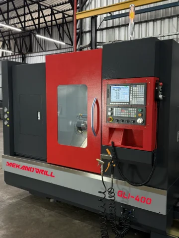 Torno CNC Barramento Inclinado GLI 400 - Imagem 40